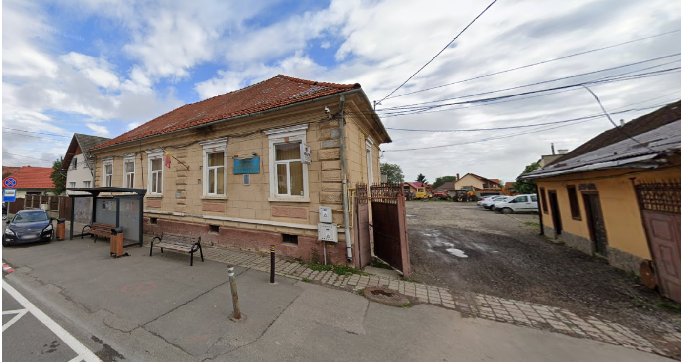 Săcele scoate la licitație fostul sediu Servicii