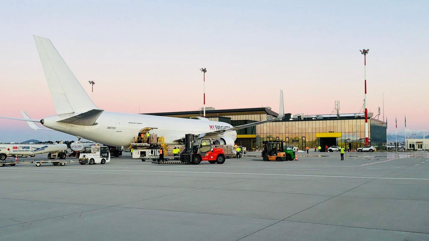 Aeroportul Brașov-Ghimbav: cinci oferte pentru extindere istorică